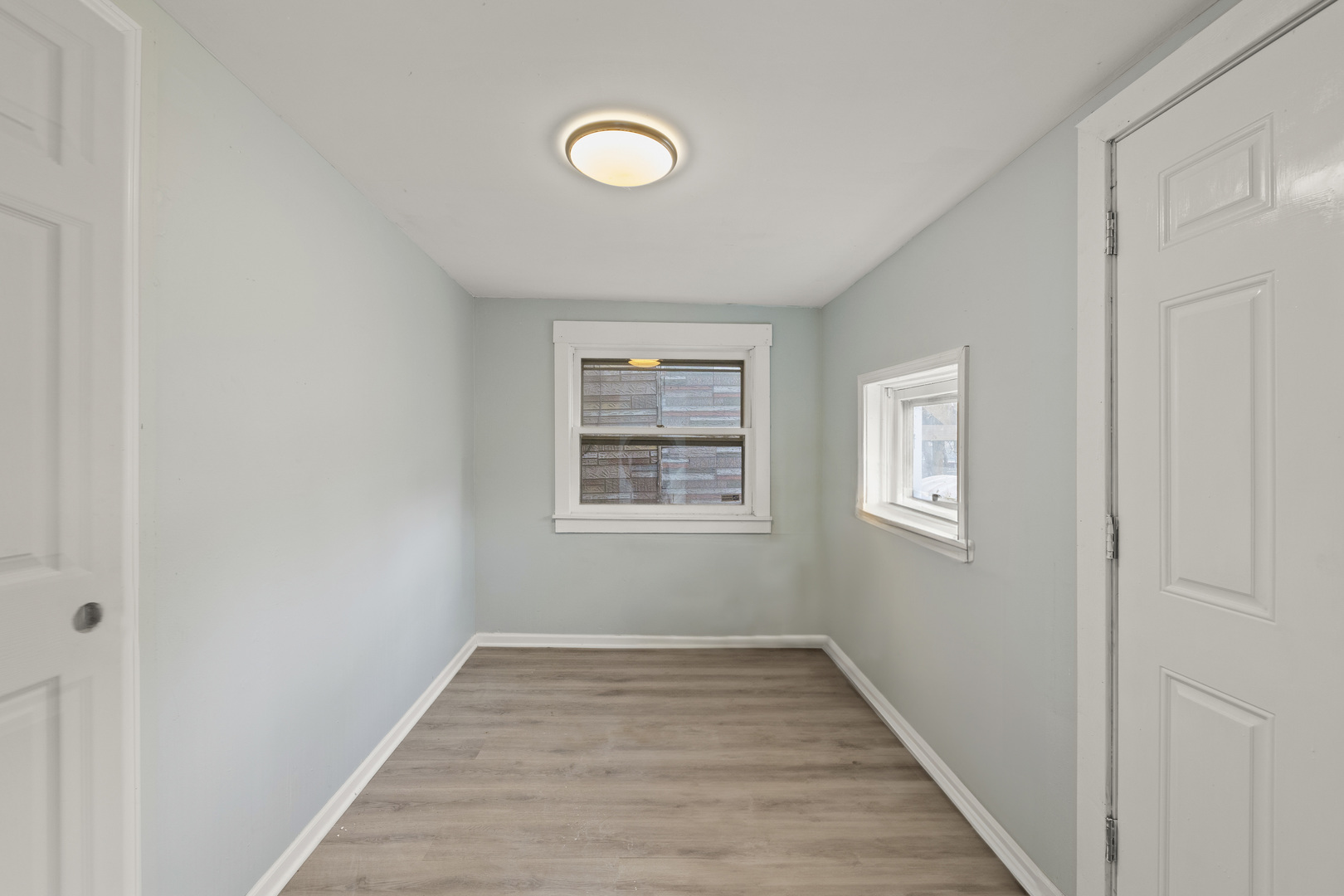 7122 S Champlain Avenue, Chicago, IL 60619