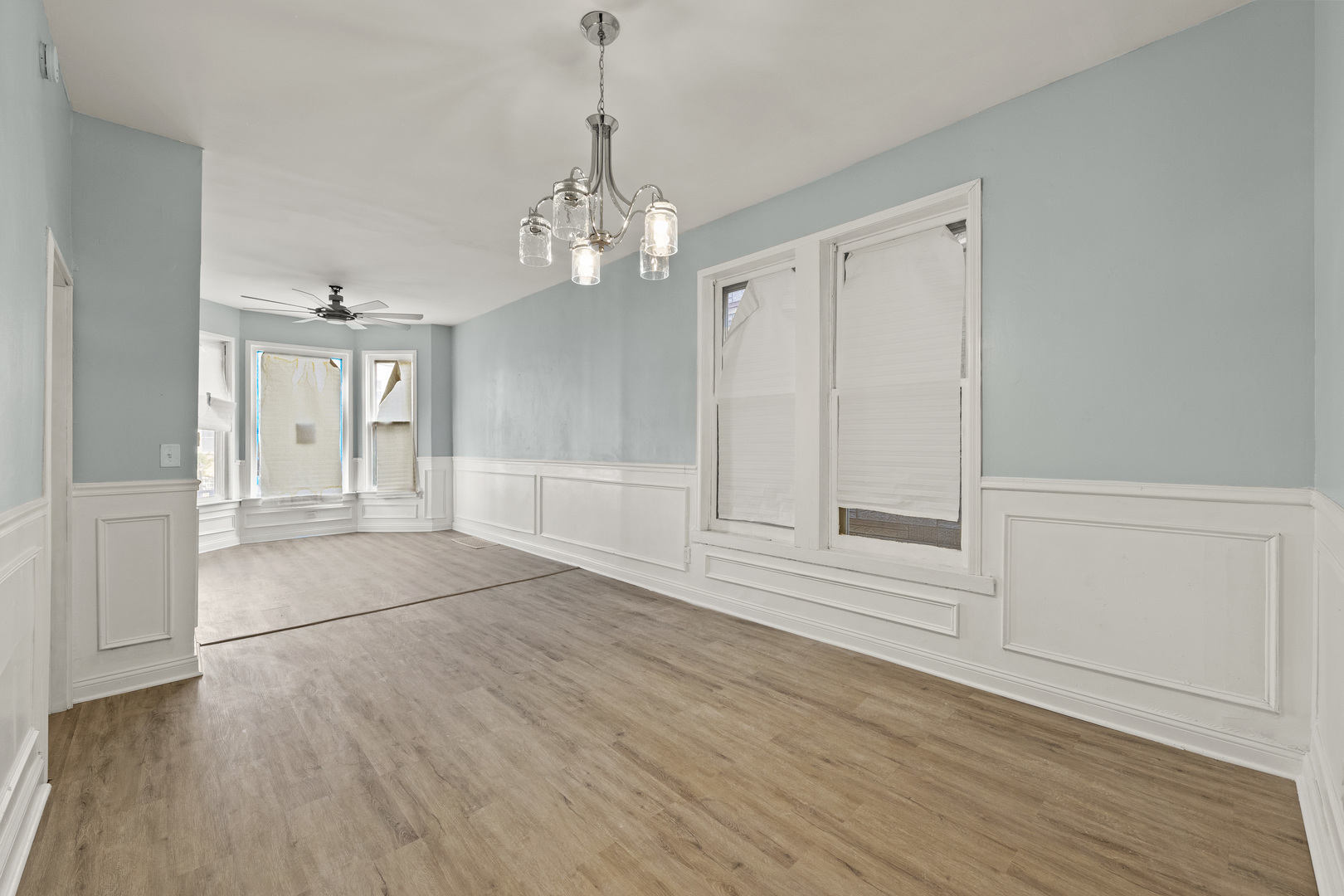 7122 S Champlain Avenue, Chicago, IL 60619