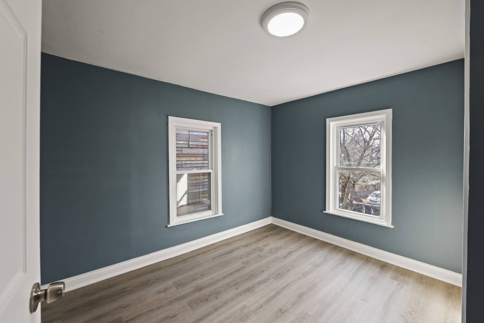 7122 S Champlain Avenue, Chicago, IL 60619