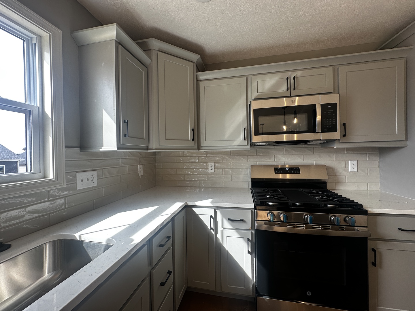 2511 Savanna Road, Bloomington, IL 61705