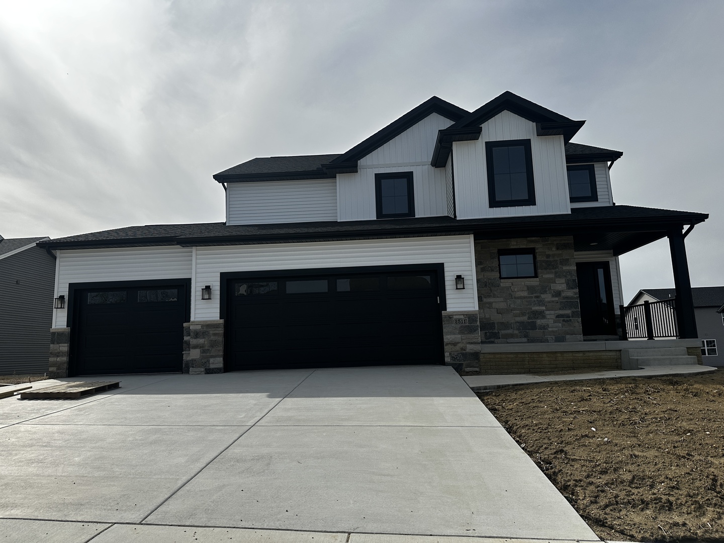 2511 Savanna Road, Bloomington, IL 61705