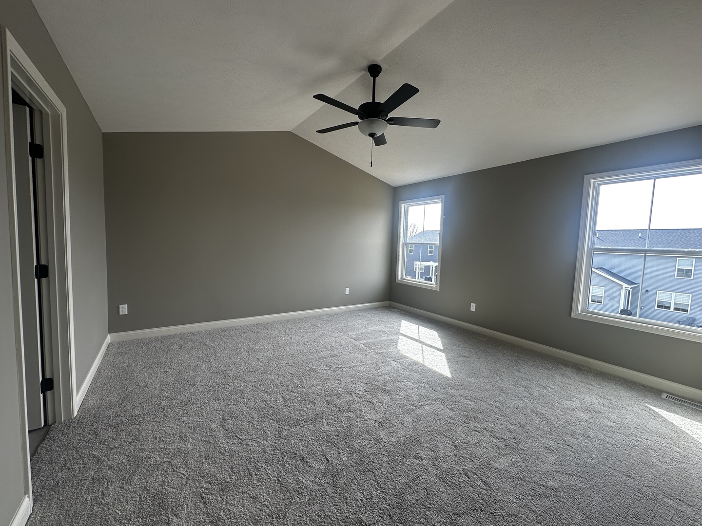 2511 Savanna Road, Bloomington, IL 61705