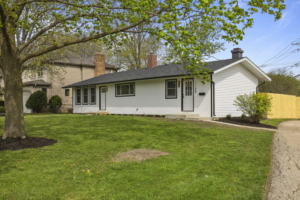 1106 Davis Avenue, Deerfield, IL 60015