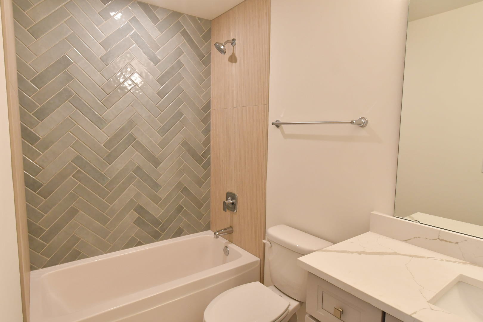 15240 Laporte Avenue, Oak Forest, IL 60452