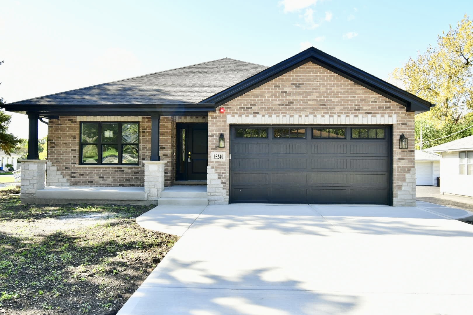 15240 Laporte Avenue, Oak Forest, IL 60452