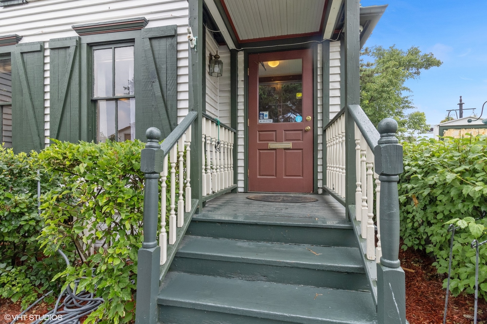 438 N Hough Street, Barrington, IL 60010