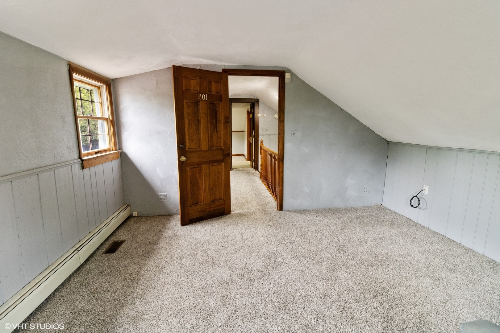 438 N Hough Street, Barrington, IL 60010