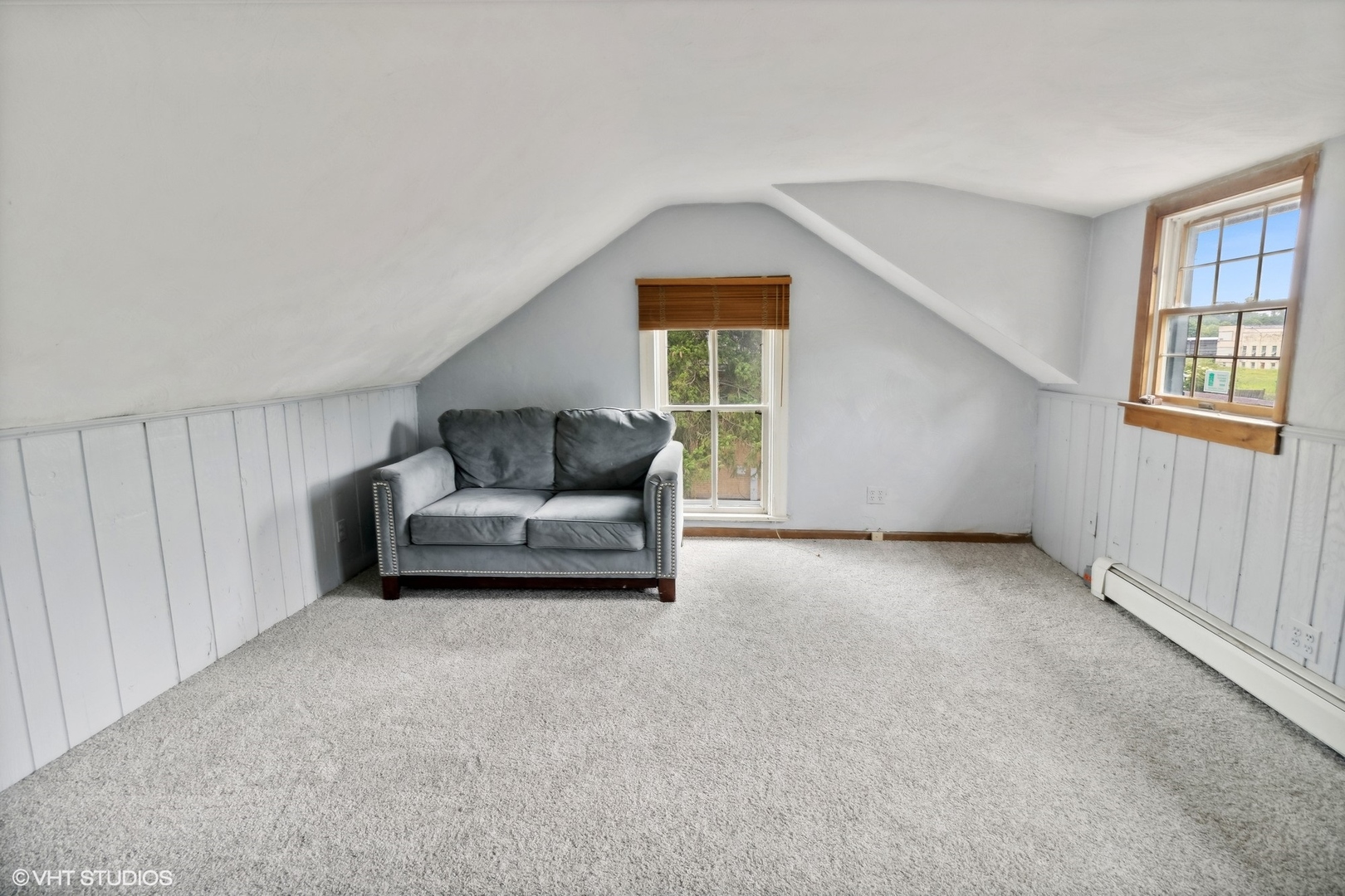 438 N Hough Street, Barrington, IL 60010