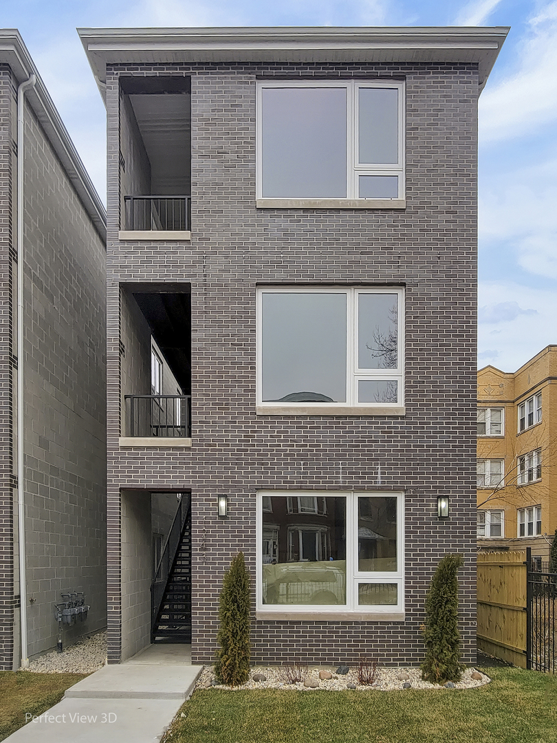 1243 S Fairfield Avenue #3, Chicago, IL 60608