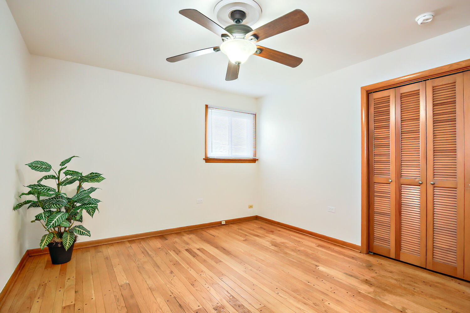 2356 183rd Place, Lansing, IL 60438
