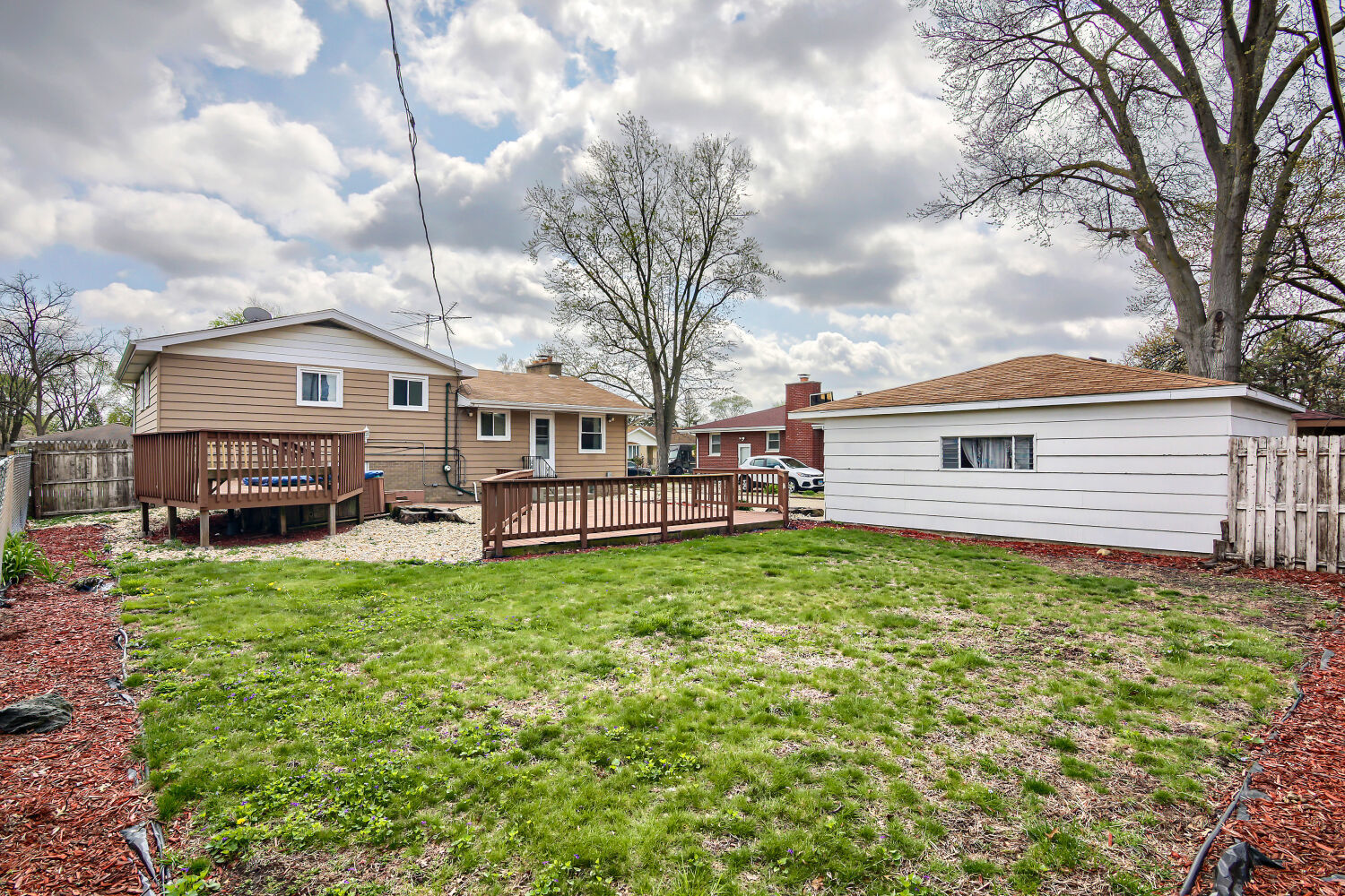 2356 183rd Place, Lansing, IL 60438