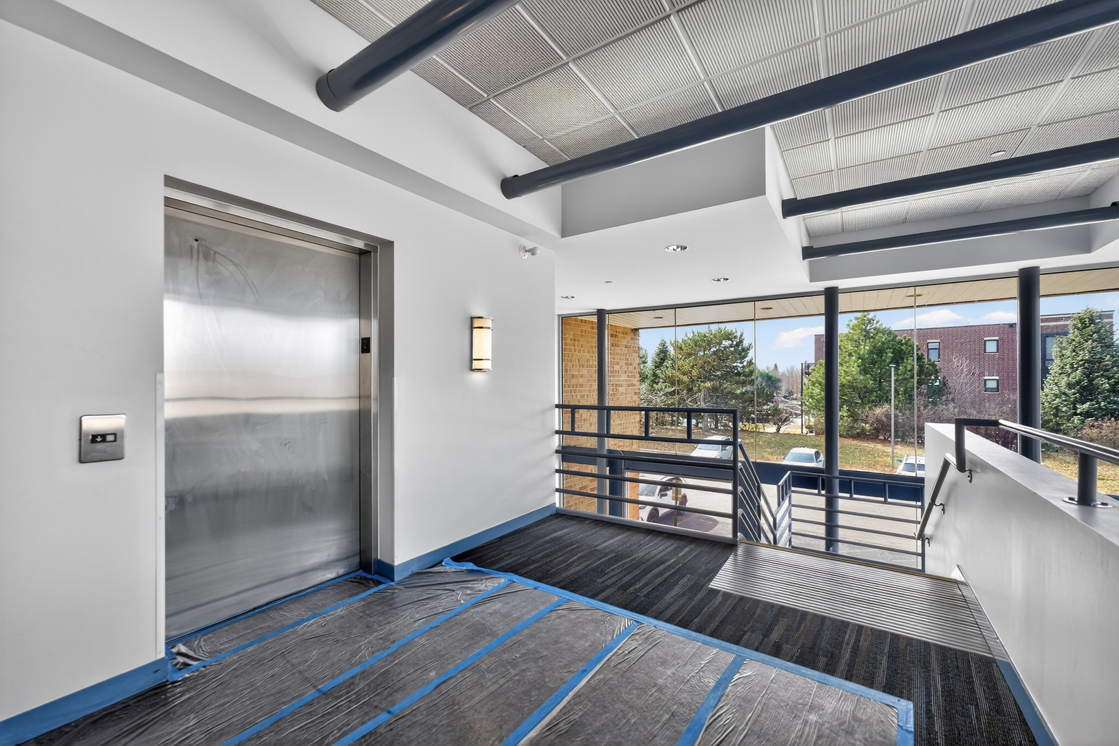 290 Springfield Drive, Bloomingdale, IL 60108