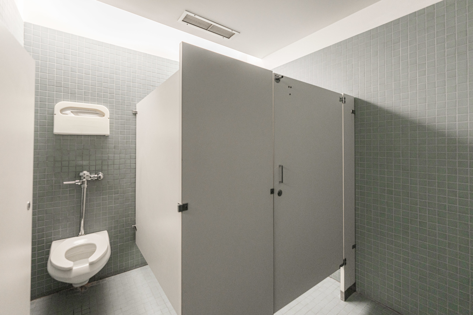 290 Springfield Drive, Bloomingdale, IL 60108