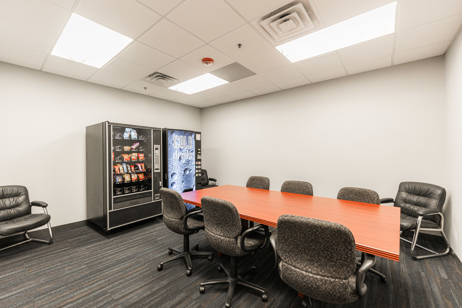 290 Springfield Drive, Bloomingdale, IL 60108