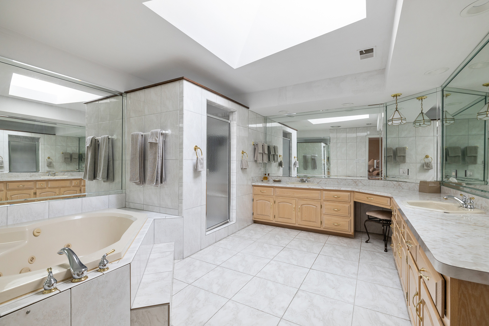 15100 W 159th Street, Homer Glen, IL 60491