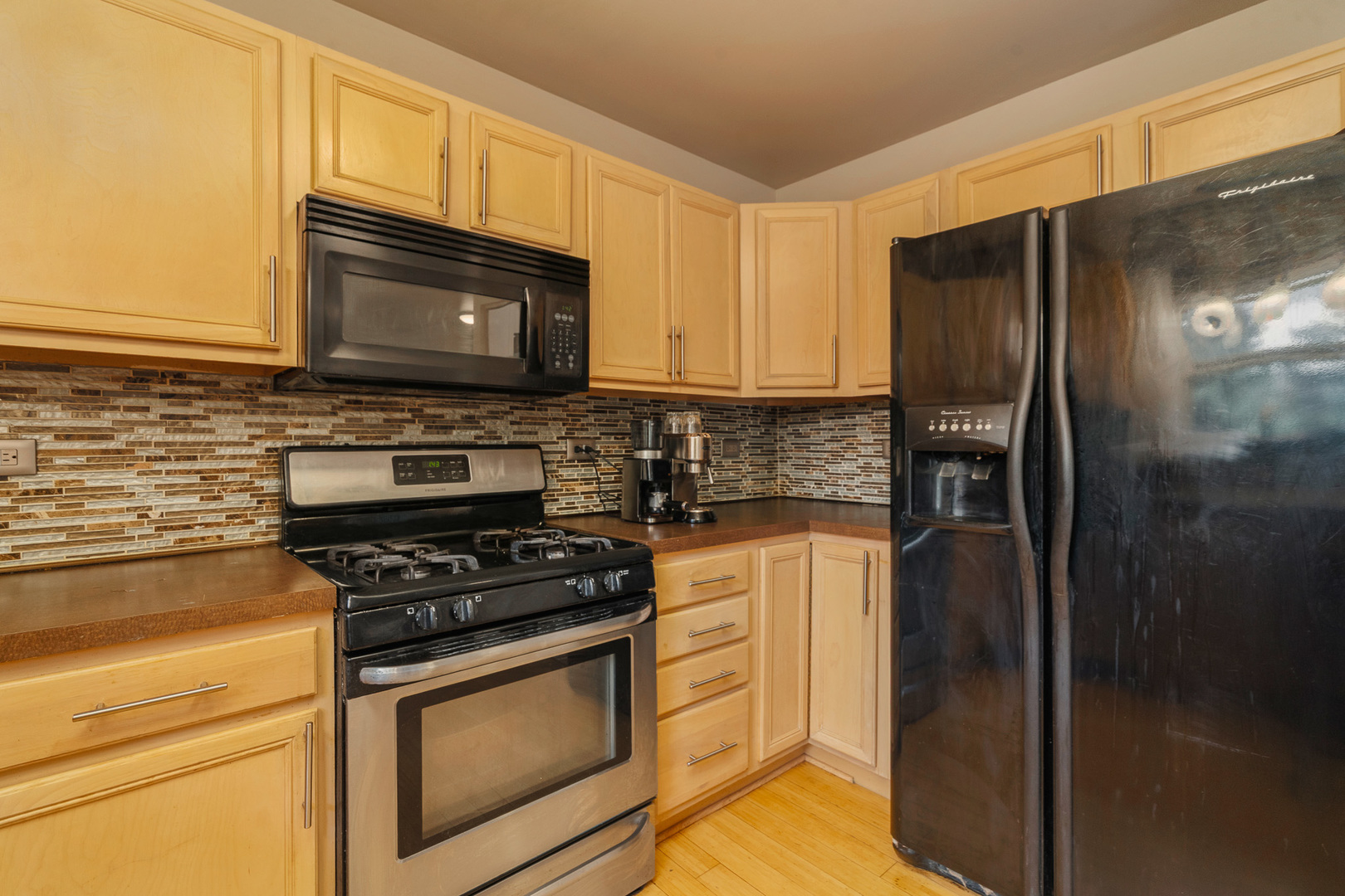 420 N Maggie Lane, Romeoville, IL 60446