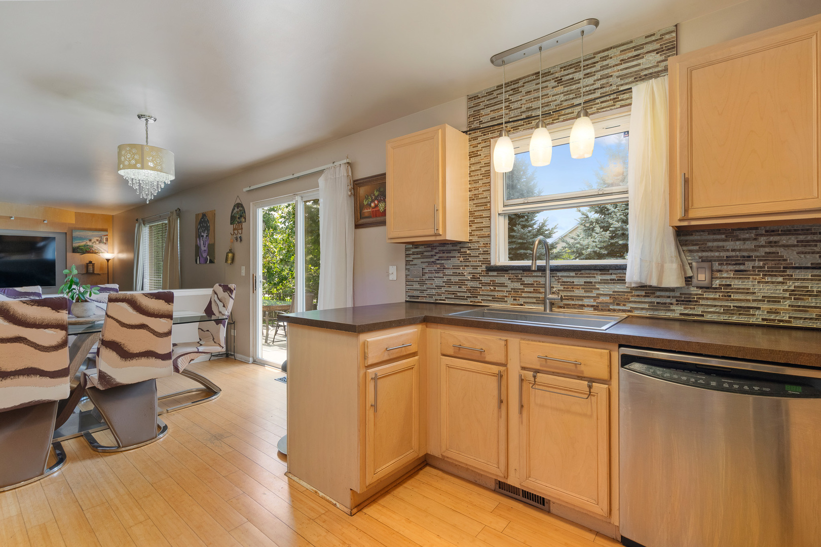 420 N Maggie Lane, Romeoville, IL 60446