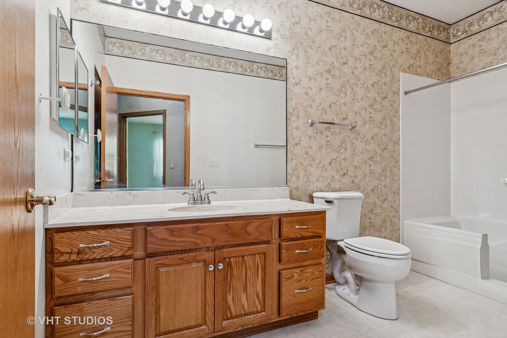 21144 W Buckeye Court, Plainfield, IL 60544