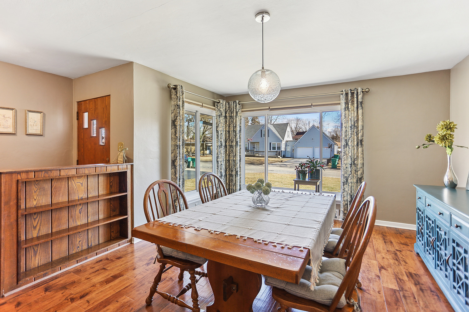 215 Wheeler Avenue, Joliet, IL 60436