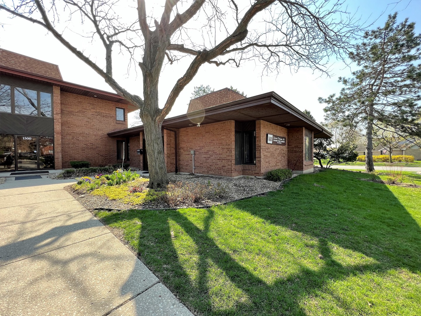 1600 Ravinia Place, Orland Park, IL 60462