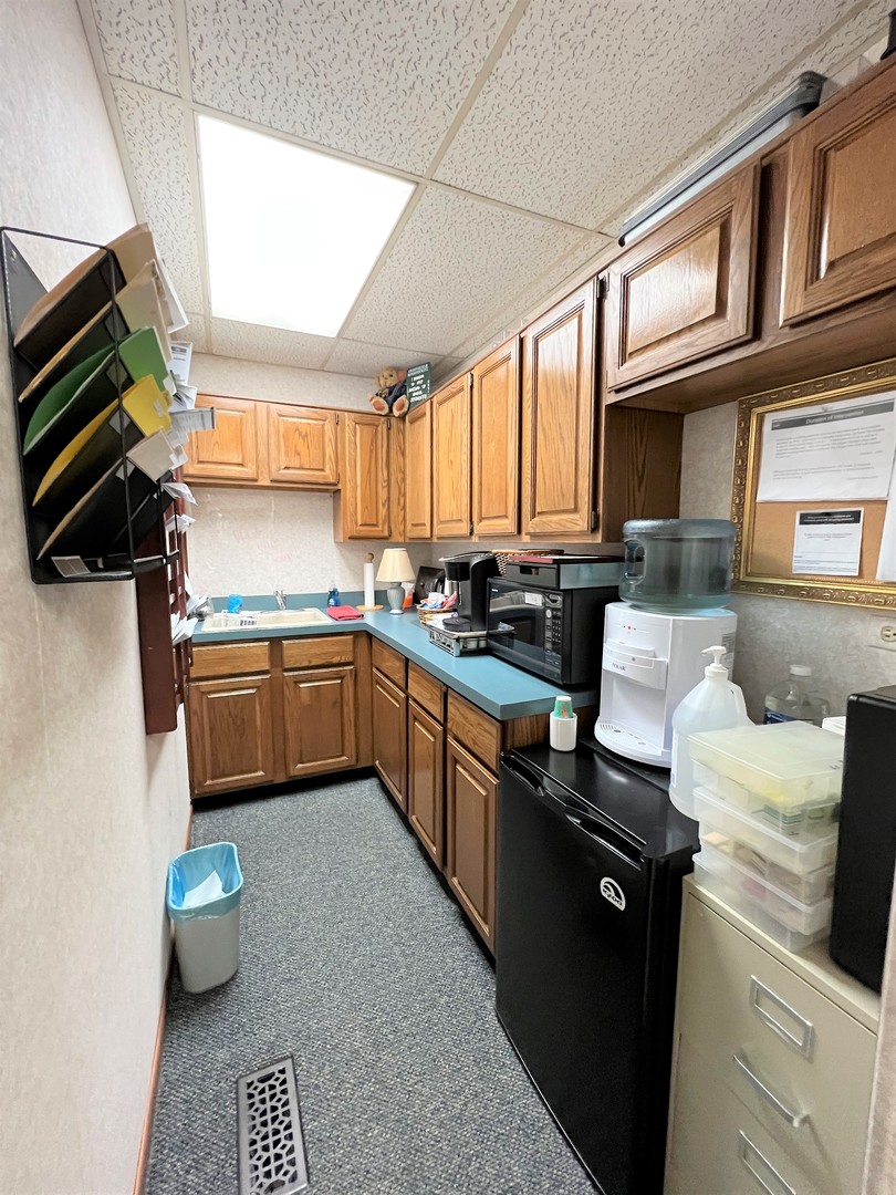 1600 Ravinia Place, Orland Park, IL 60462