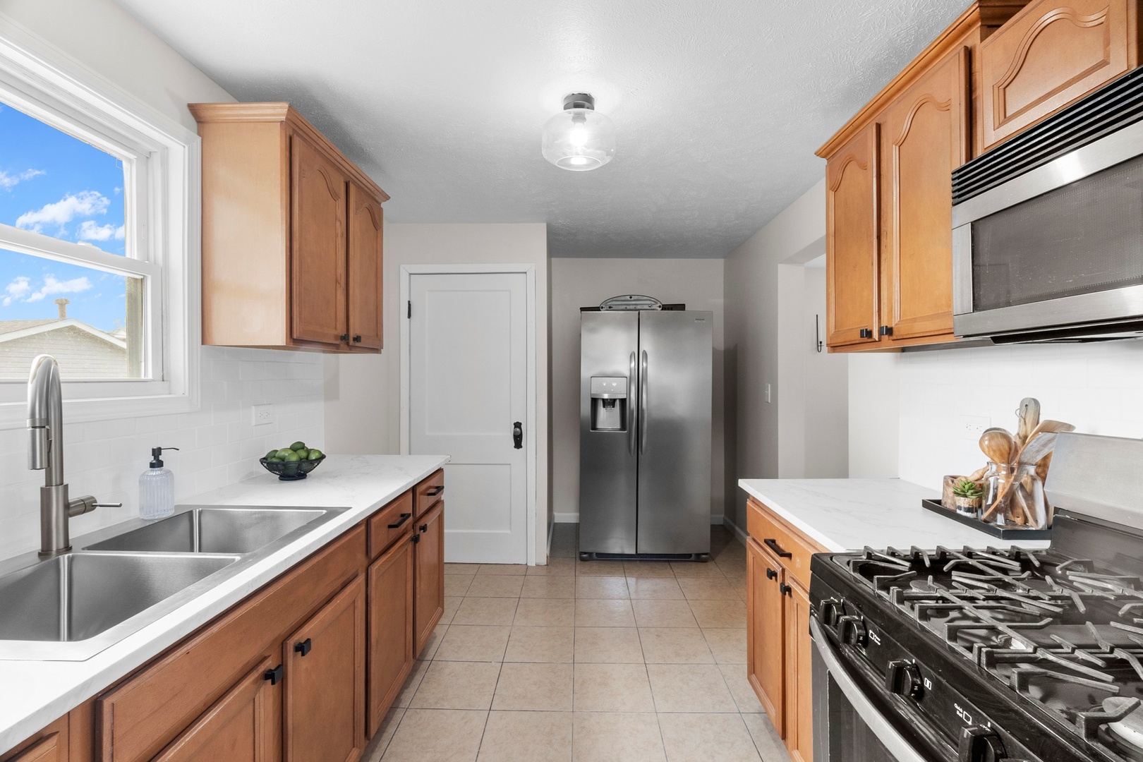 409 Price Avenue, Calumet City, IL 60409