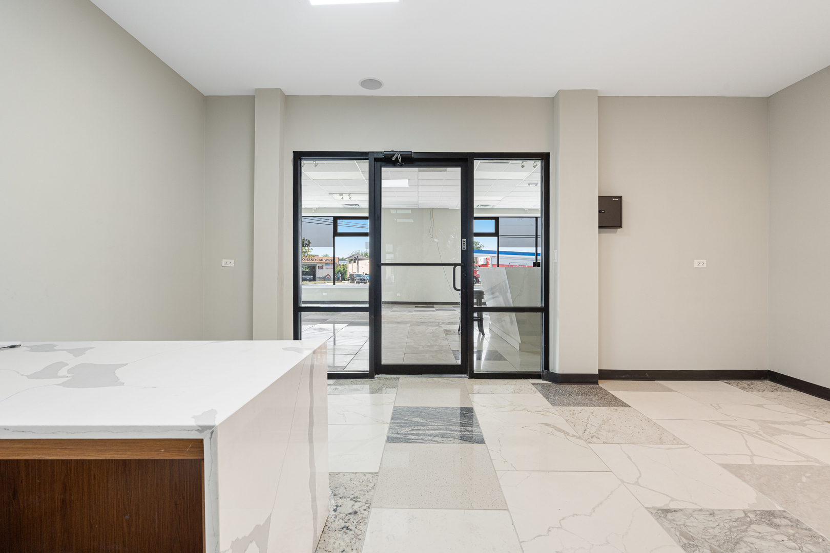 1628-30 Rand Road, Des Plaines, IL 60016