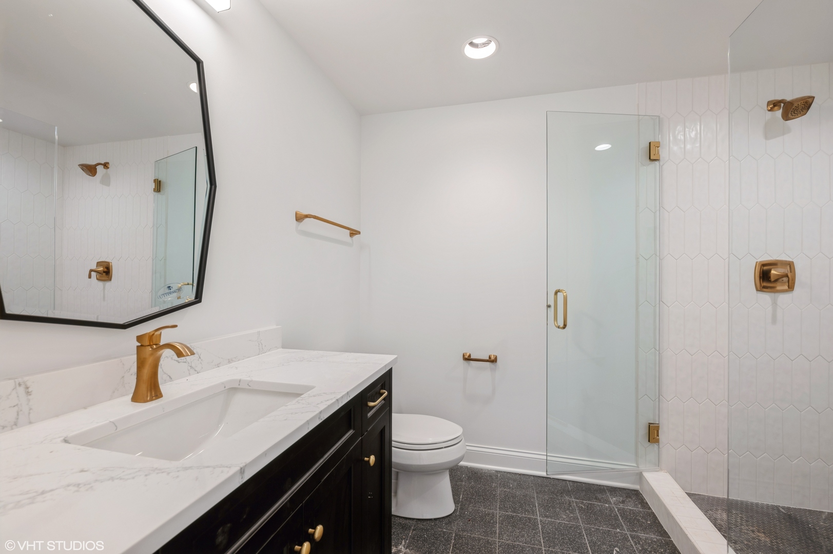 Willowbrook, IL 60527