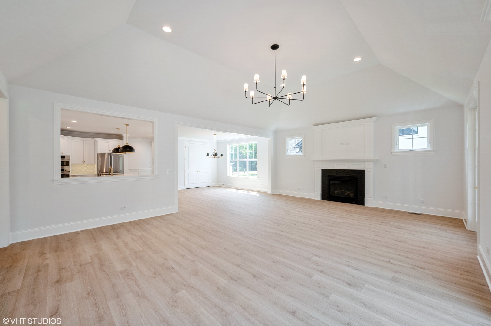 Willowbrook, IL 60527