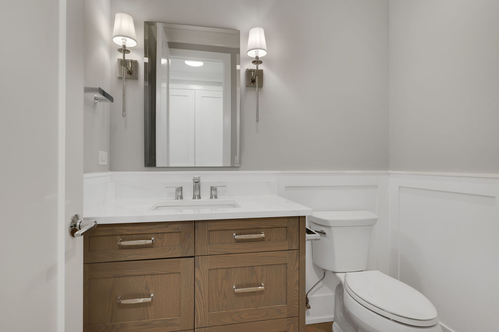 Willowbrook, IL 60527