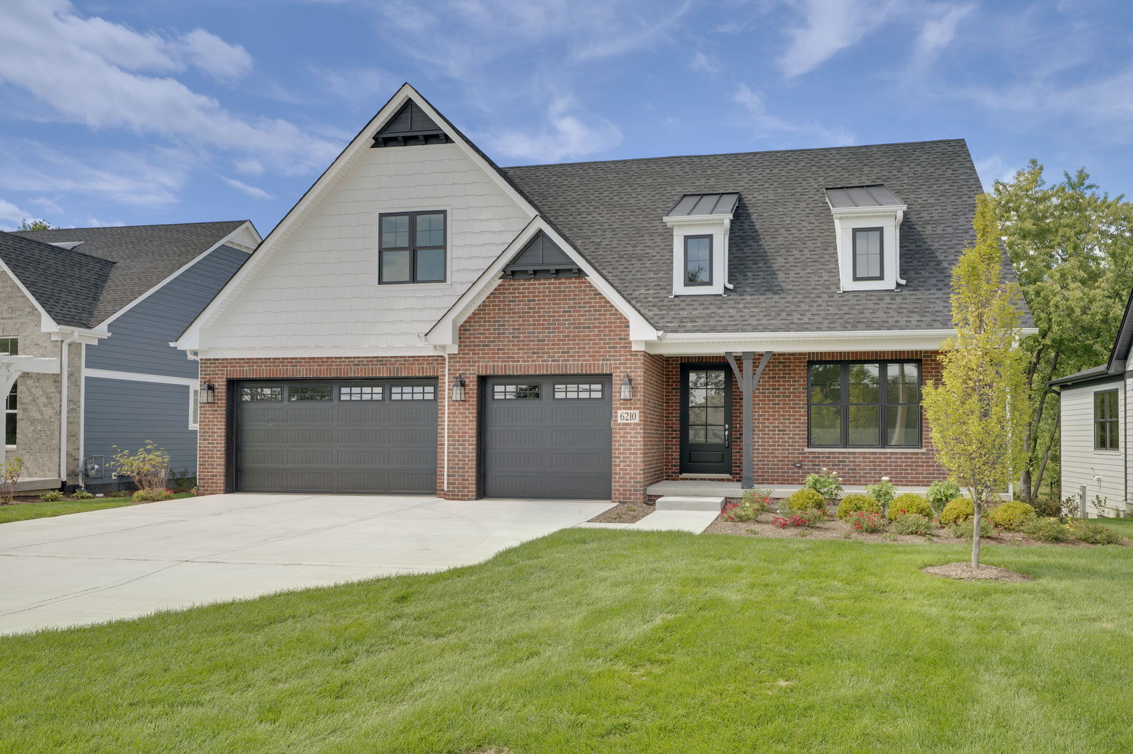 Willowbrook,  IL 60527