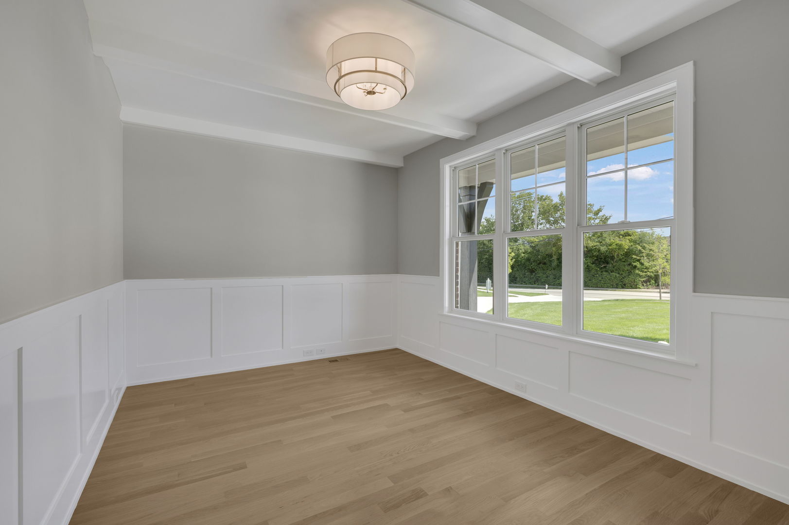 Willowbrook, IL 60527