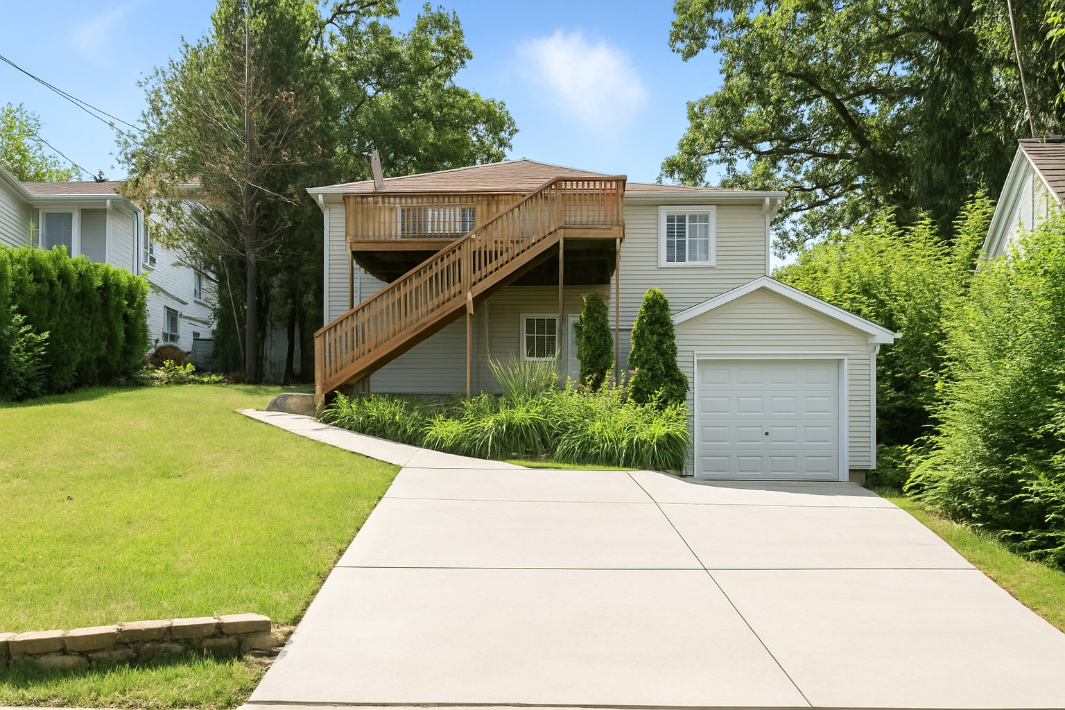 28629 W Ravine Drive, Barrington, IL 60010