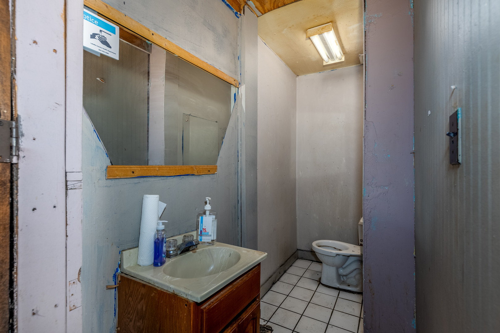 945 1st Street, Lasalle, IL 61301