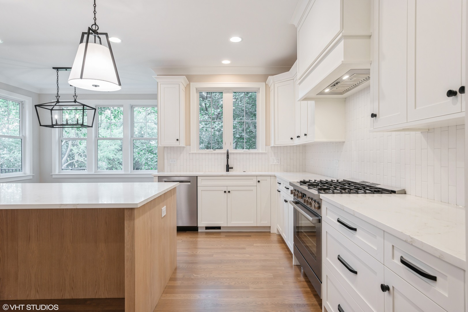 6200 Clarendon Hills (Lot 3) Road, Willowbrook, IL 60527