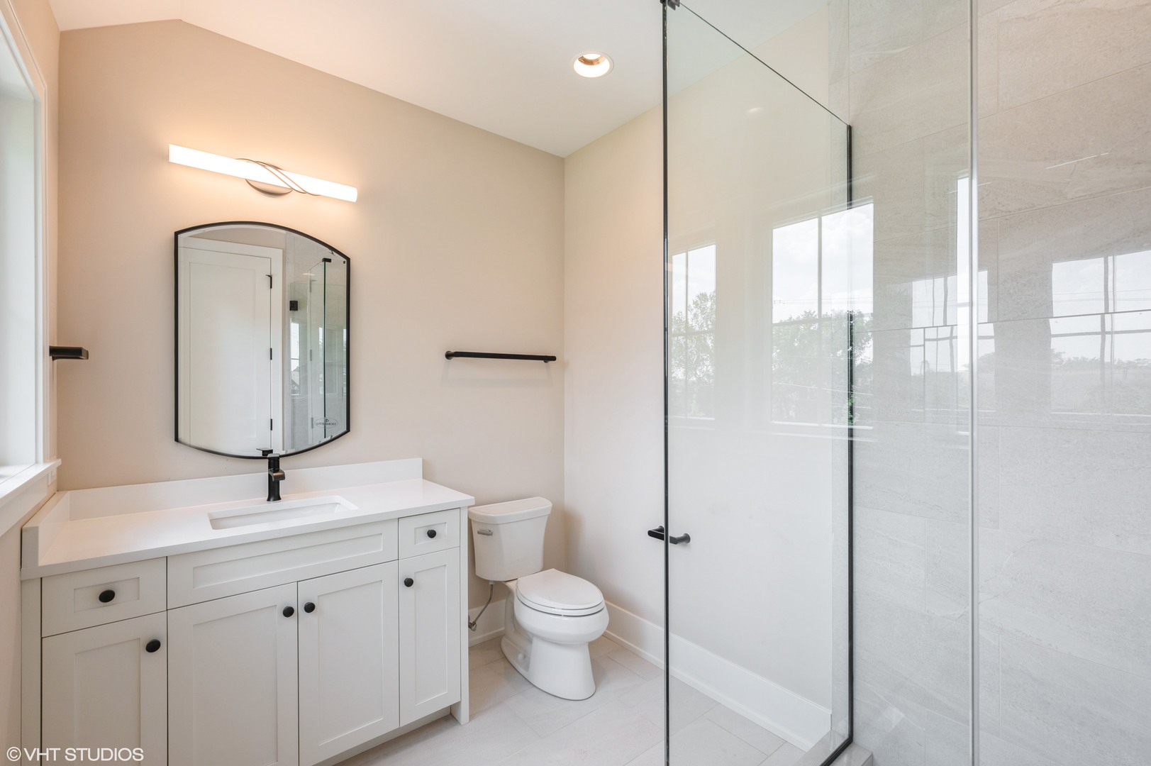 6200 Clarendon Hills (Lot 3) Road, Willowbrook, IL 60527