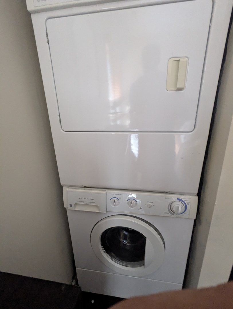 5529 E Lake Drive #F, Lisle, IL 60532