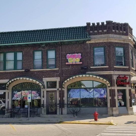 1 Nippersink Road #3, Fox Lake, IL 60020