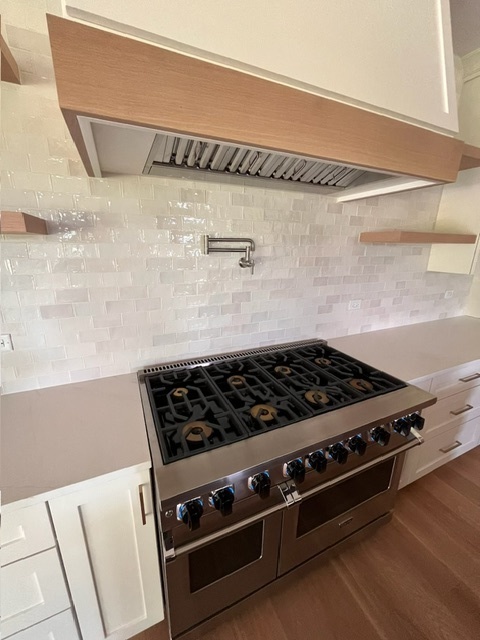 650 E Van Buren Street, Villa Park, IL 60181