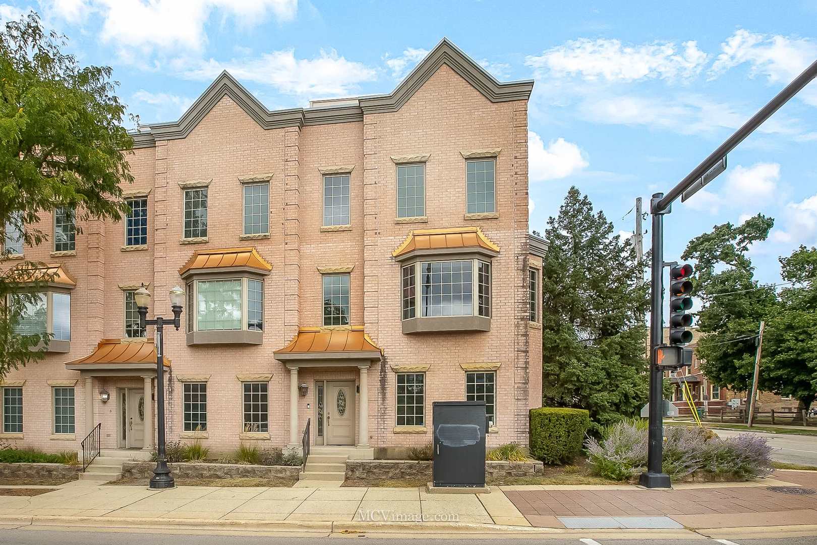 148 Kimball Street, Elgin, IL 60120