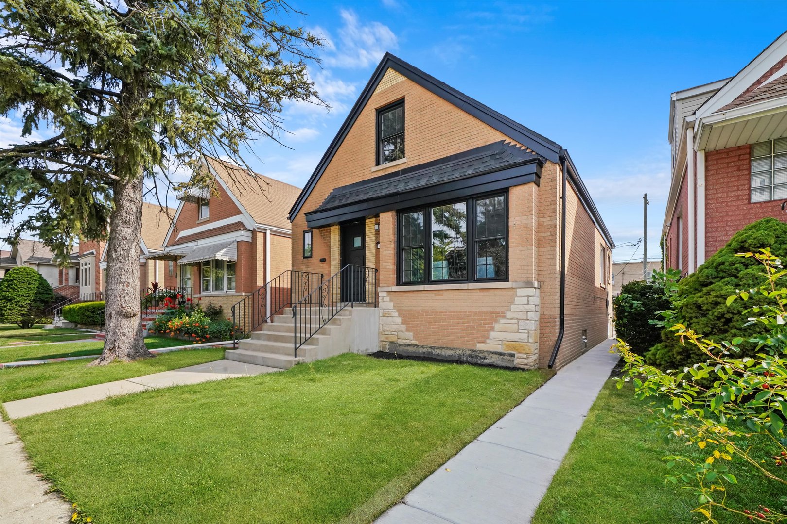 3105 N Oconto Avenue, Chicago, IL 60707