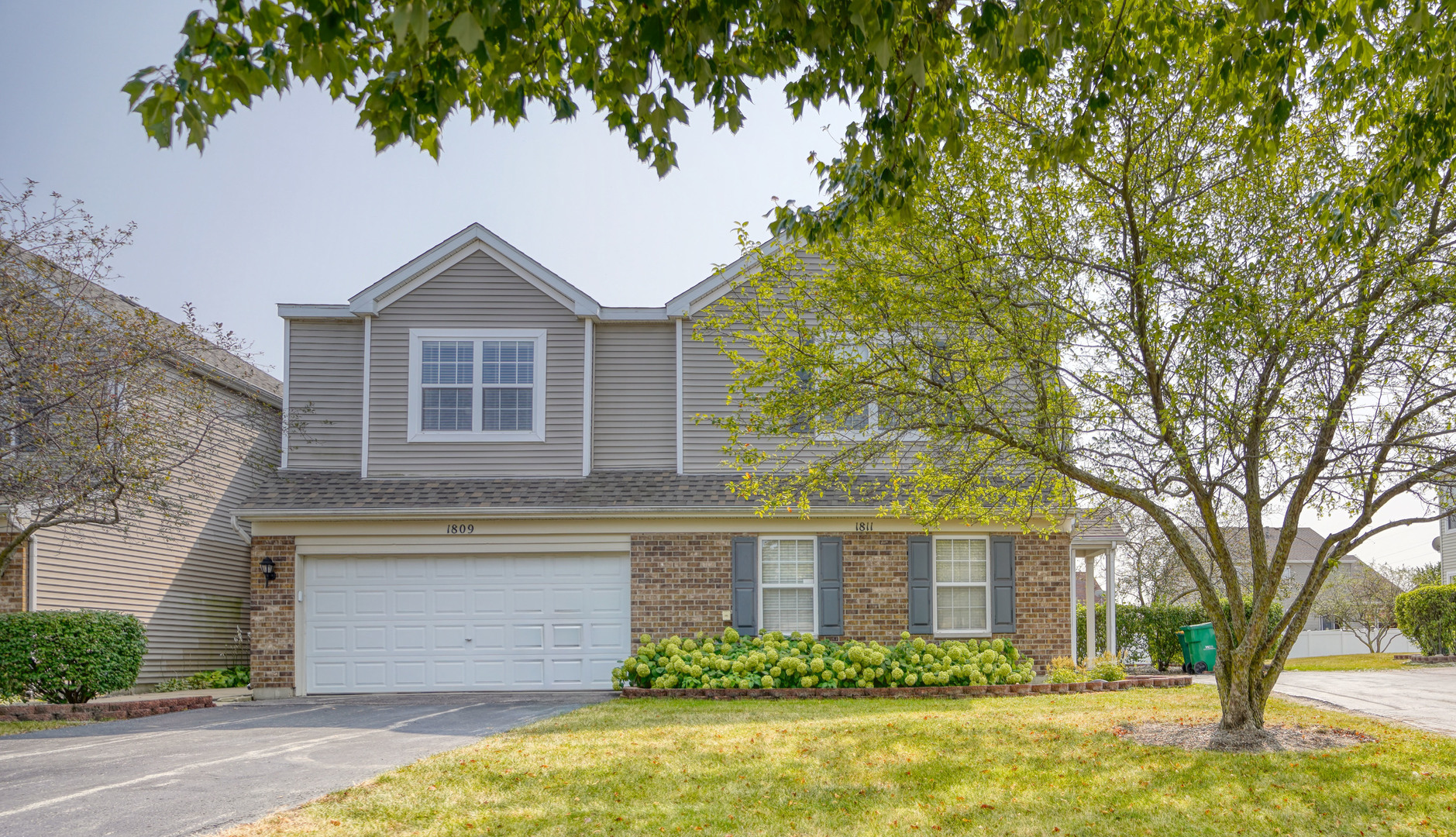 1811 Parkside Drive, Shorewood, IL 60404