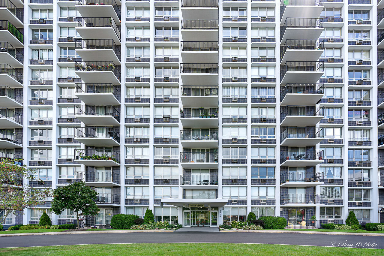 8815 W Golf Road #3B, Niles, IL 60714