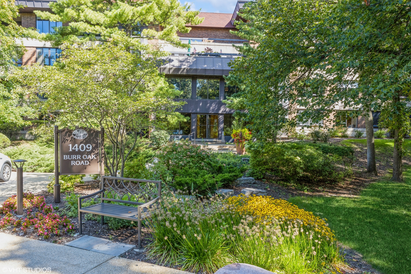 1409 Burr Oak Road #315A, Hinsdale, IL 60521