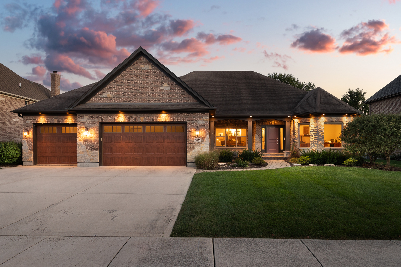 1725 Brian Grant Court, Downers Grove, IL 60516