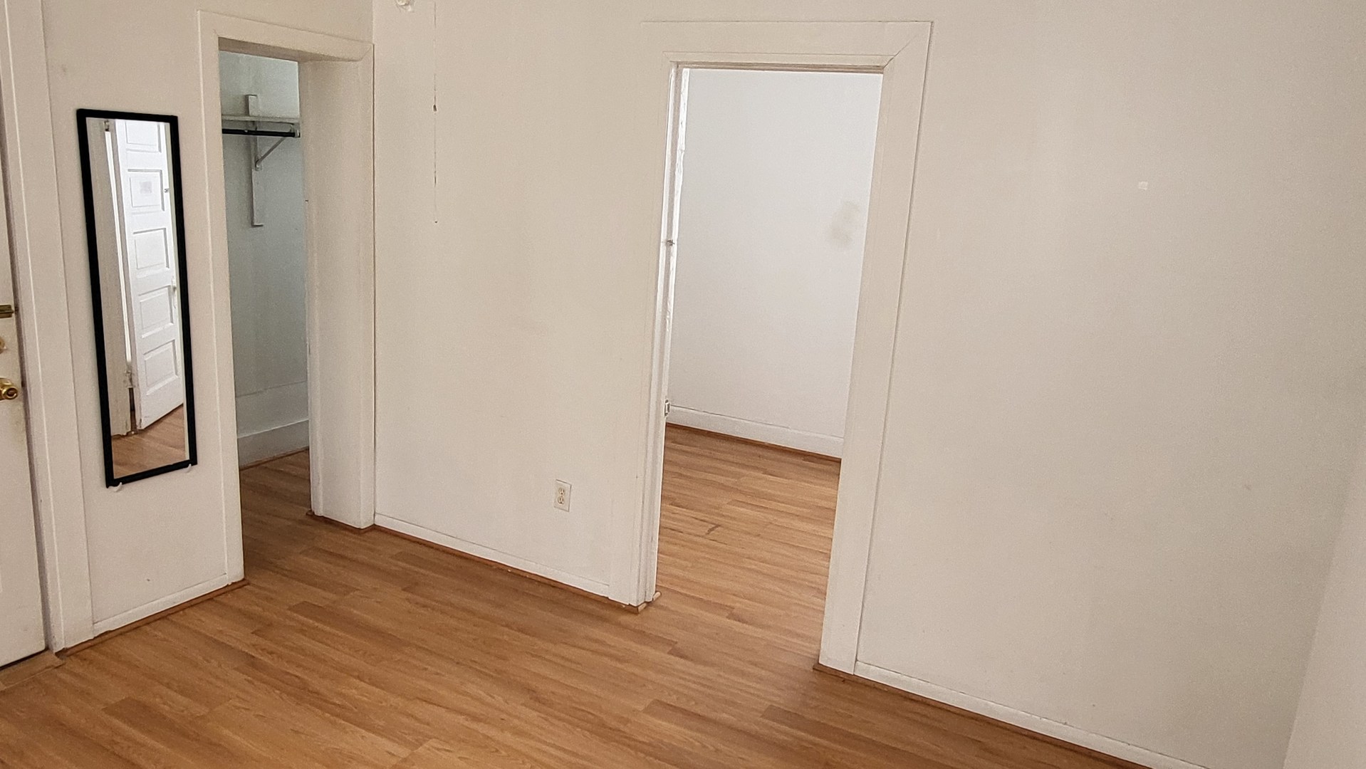 911 W 32nd Street, Chicago, IL 60608
