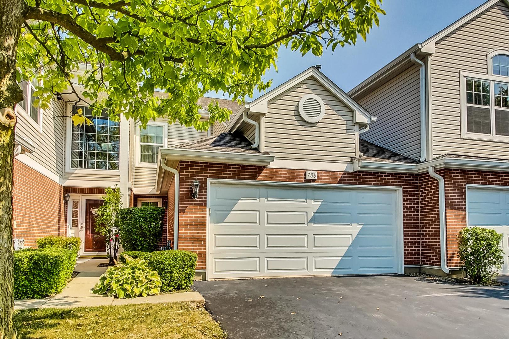 786 Old Checker Road, Buffalo Grove, IL 60089