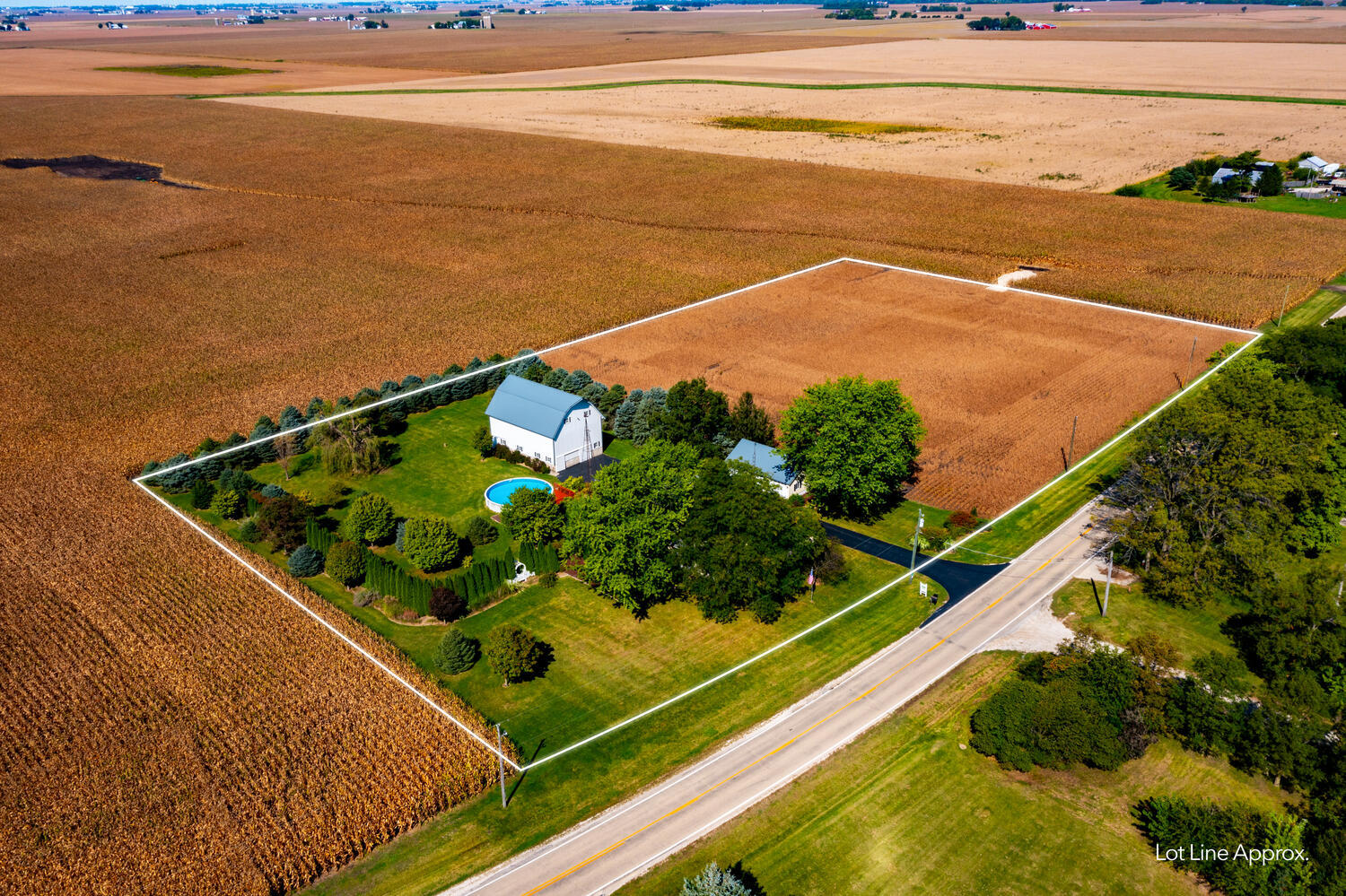 6165 E Sandwich Road, Big Rock, IL 60511