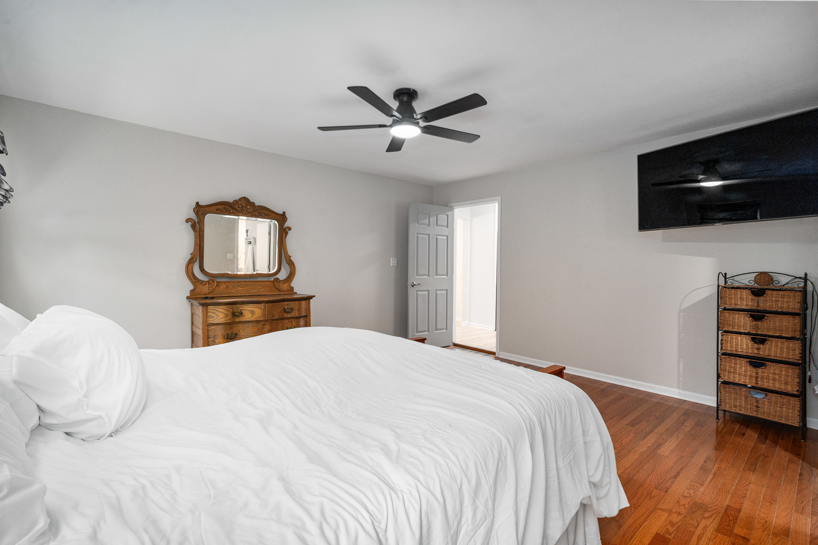 1111 Hart Road, Batavia, IL 60510