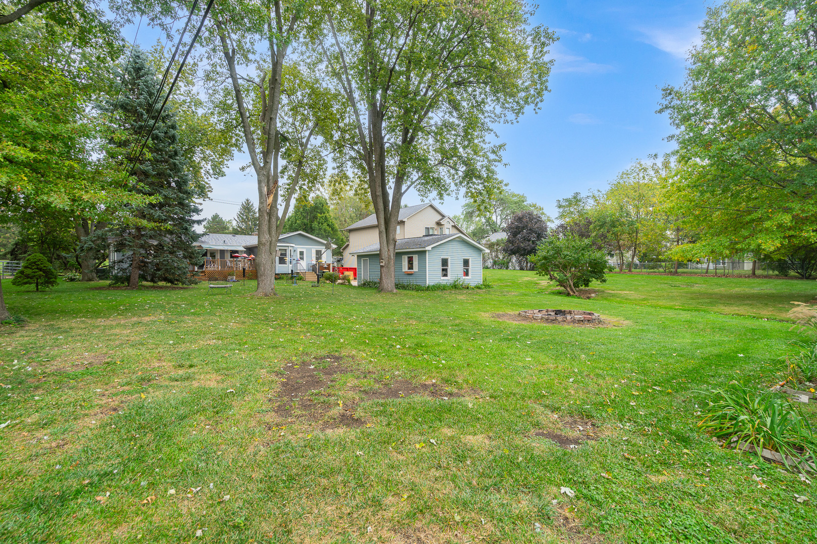 1111 Hart Road, Batavia, IL 60510